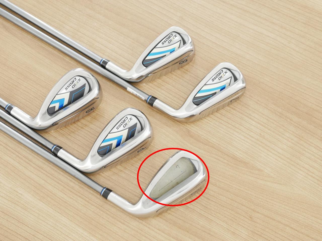 Iron set : XXIO : **มีตำหนิ** ชุดเหล็ก XXIO Cross 2 (ออกปี 2021 ตีไกลที่สุดของที่สุดจาก XXIO หน้าเด้งสุดๆ) มีเหล็ก 7-Pw,Aw (5 ชิ้น ตีไกลกว่าปกติ 2 เบอร์) ก้านกราไฟต์ MH-2000 Flex R