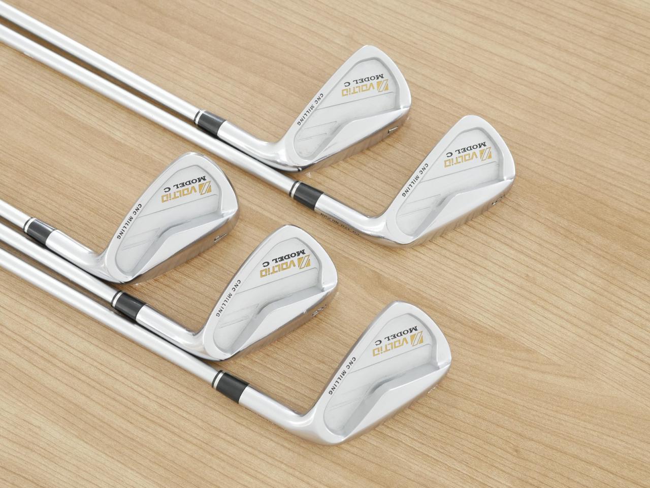 Iron set : Katana : ชุดเหล็ก Katana Voltio IV Model C Forged (ออกปี 2016) มีเหล็ก 6-Pw (5 ชิ้น) ก้านกราไฟต์ Fujikura Speeder 550 Flex R