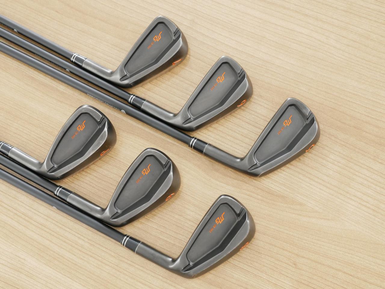 Iron set : Miura : ชุดเหล็ก Miura CB-302 Black Forged (ออกปี 2023 นุ่มมากๆๆ) มีเหล็ก 5-Pw (6 ชิ้น) ก้านกราไฟต์ Mitsubishi VANQUISH 5 Flex R