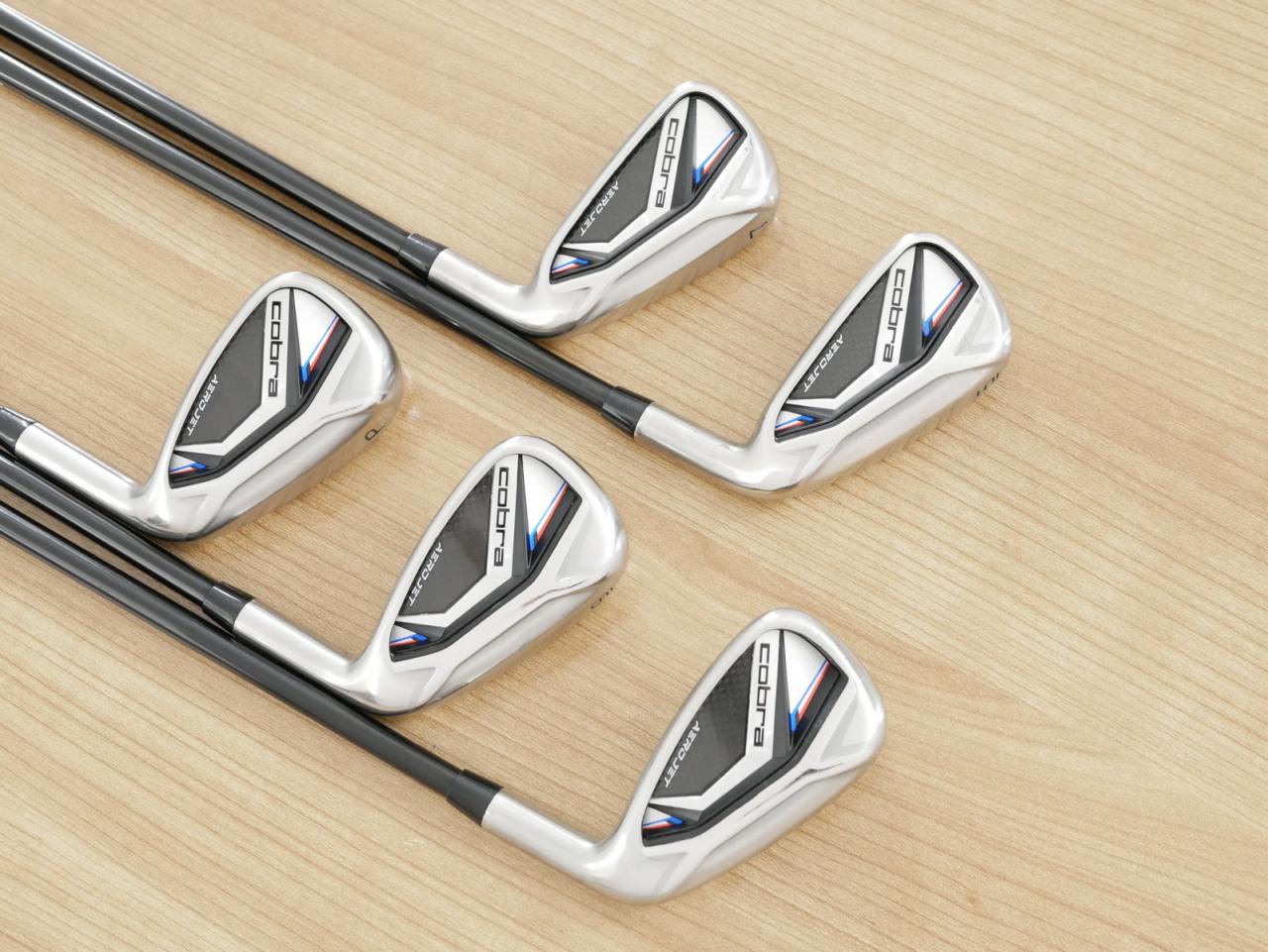 Iron set : Other Brand : ชุดเหล็ก Cobra Aerojet (ออกปี 2023 ตีง่าย ไกล) มีเหล็ก 6-Pw (5 ชิ้น) ก้านกราไฟต์ Fujikura Speeder NX Flex R