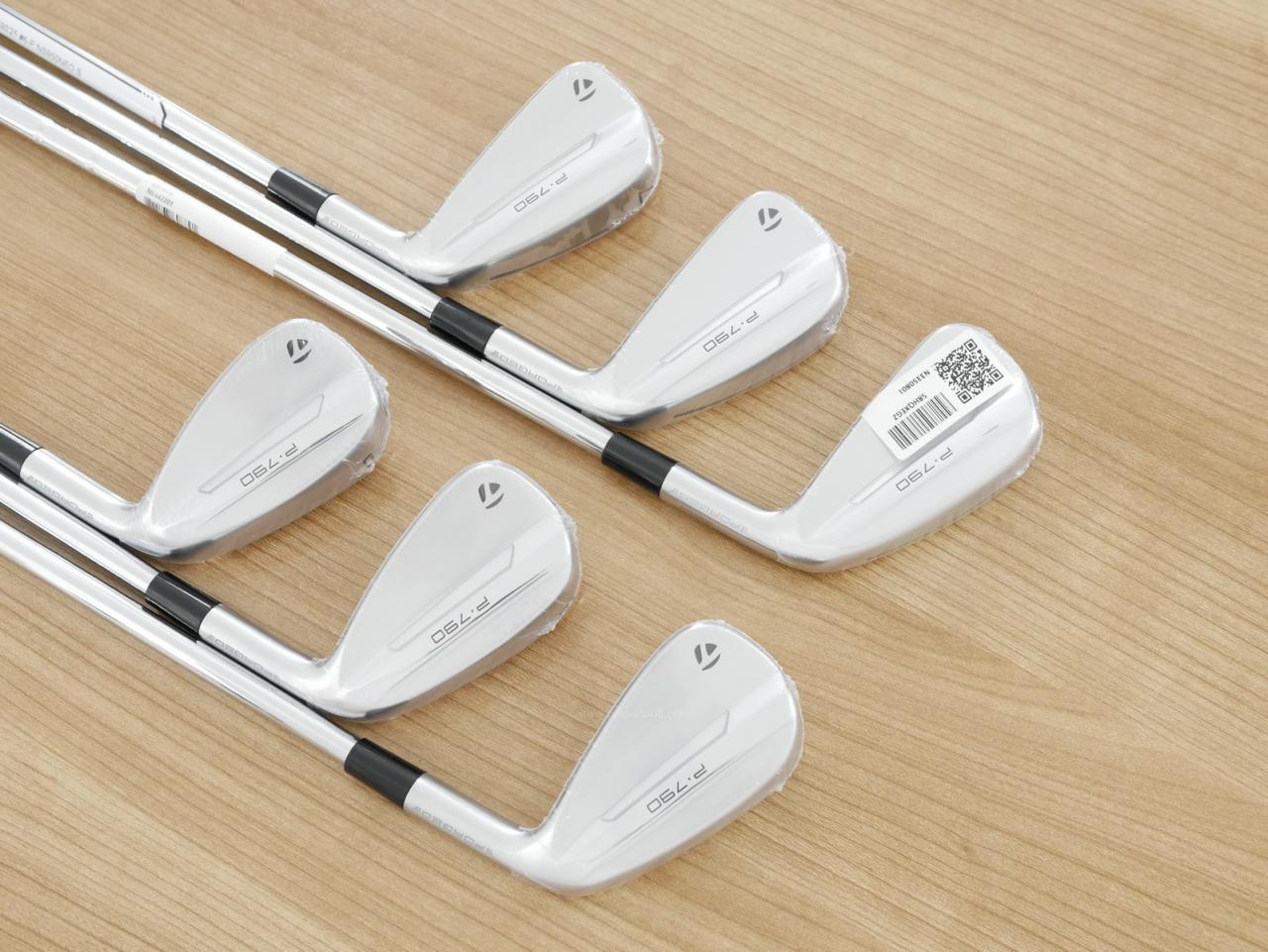 Iron set : Taylormade : **ของใหม่ ยังไม่แกะพลาสติก** ชุดเหล็ก Taylormade P790 (ตัวท้อปสุด ล่าสุด ออกปี 2025 Japan Spec.) มีเหล็ก 5-Pw (6 ชิ้น) ก้านเหล็ก NS Pro 950 NEO Flex S