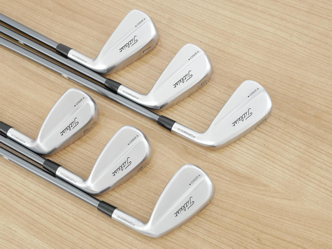 Iron set : Titleist : ชุดเหล็ก Titleist T250 Forged Launch Spec (รุ่นล่าสุด ออกปี 2025 Japan Spec) มีเหล็ก 5-Pw (6 ชิ้น) ก้านกราไฟต์ Mitsubishi MMT 65 Flex R