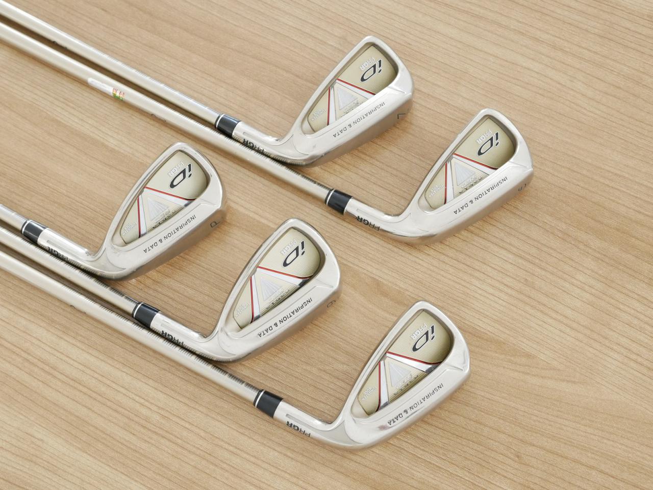 Iron set : PRGR : ชุดเหล็ก PRGR ID Nabla Red (รุ่นท๊อปสุด หน้าเด้ง ไกลมาก) มีเหล็ก 6-Pw (5 ชิ้น) ก้านกราไฟต์ M-37 Flex R