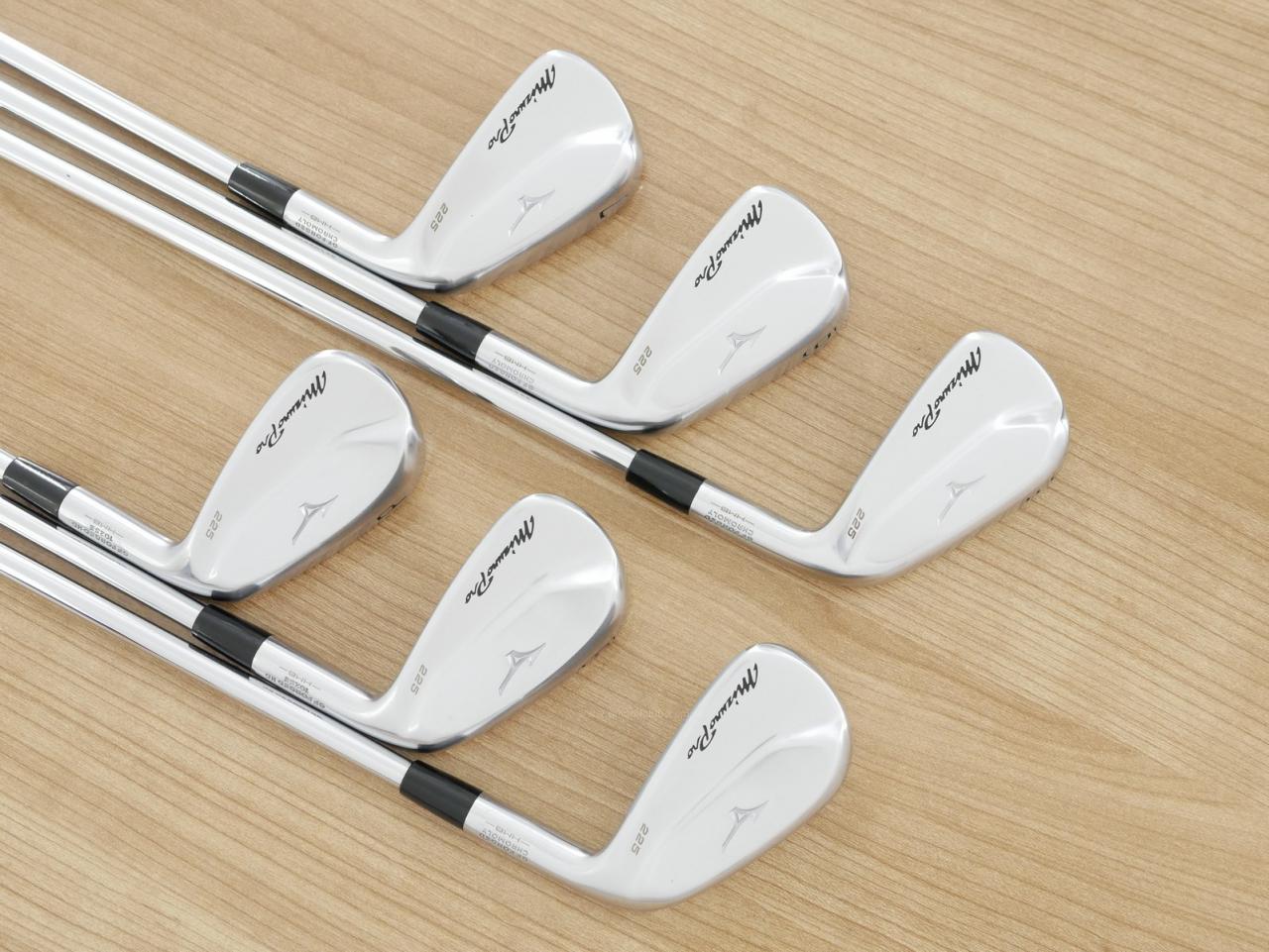 Iron set : Mizuno : ชุดเหล็ก Mizuno Pro 225 Forged (ปี 2023 นุ่ม แน่น ระยะดี) มีเหล็ก 5-Pw (6 ชิ้น) ก้านเหล็ก Dynamic Gold 95 S200