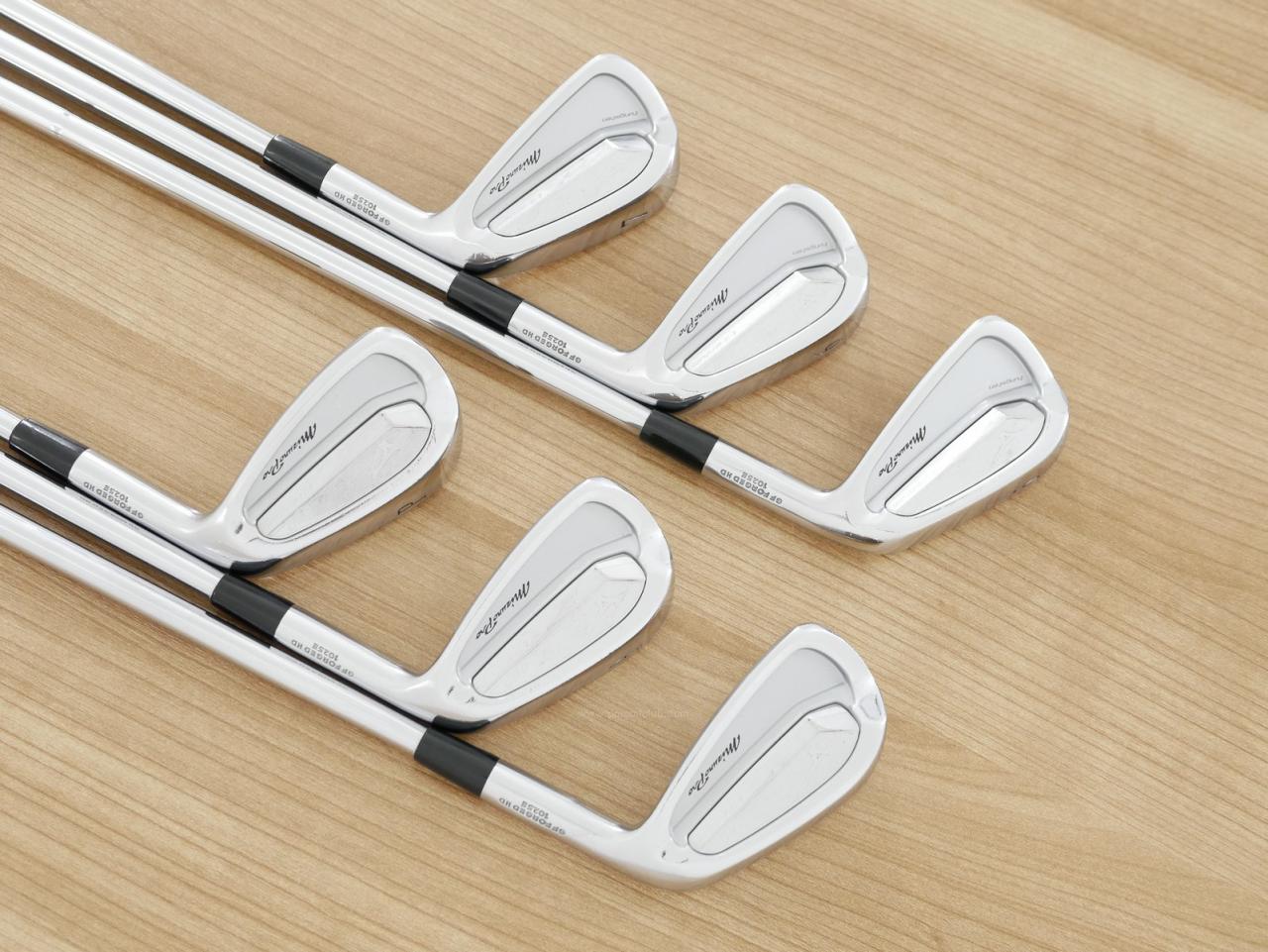 Iron set : Mizuno : ชุดเหล็ก Mizuno Pro 520 Forged (ปี 2021 นุ่มมาก) มีเหล็ก 5-Pw (6 ชิ้น) ก้านเหล็ก Dynamic Gold 120 S200