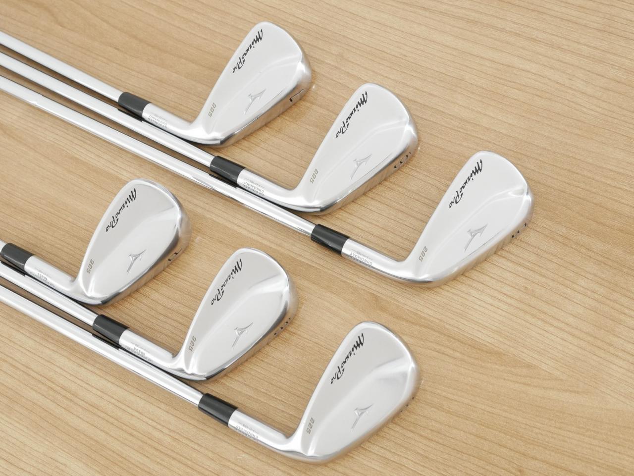 Iron set : Mizuno : ชุดเหล็ก Mizuno Pro 225 Forged (ปี 2023 นุ่ม แน่น ระยะดี) มีเหล็ก 5-Pw (6 ชิ้น) ก้านเหล็ก Dynamic Gold S400
