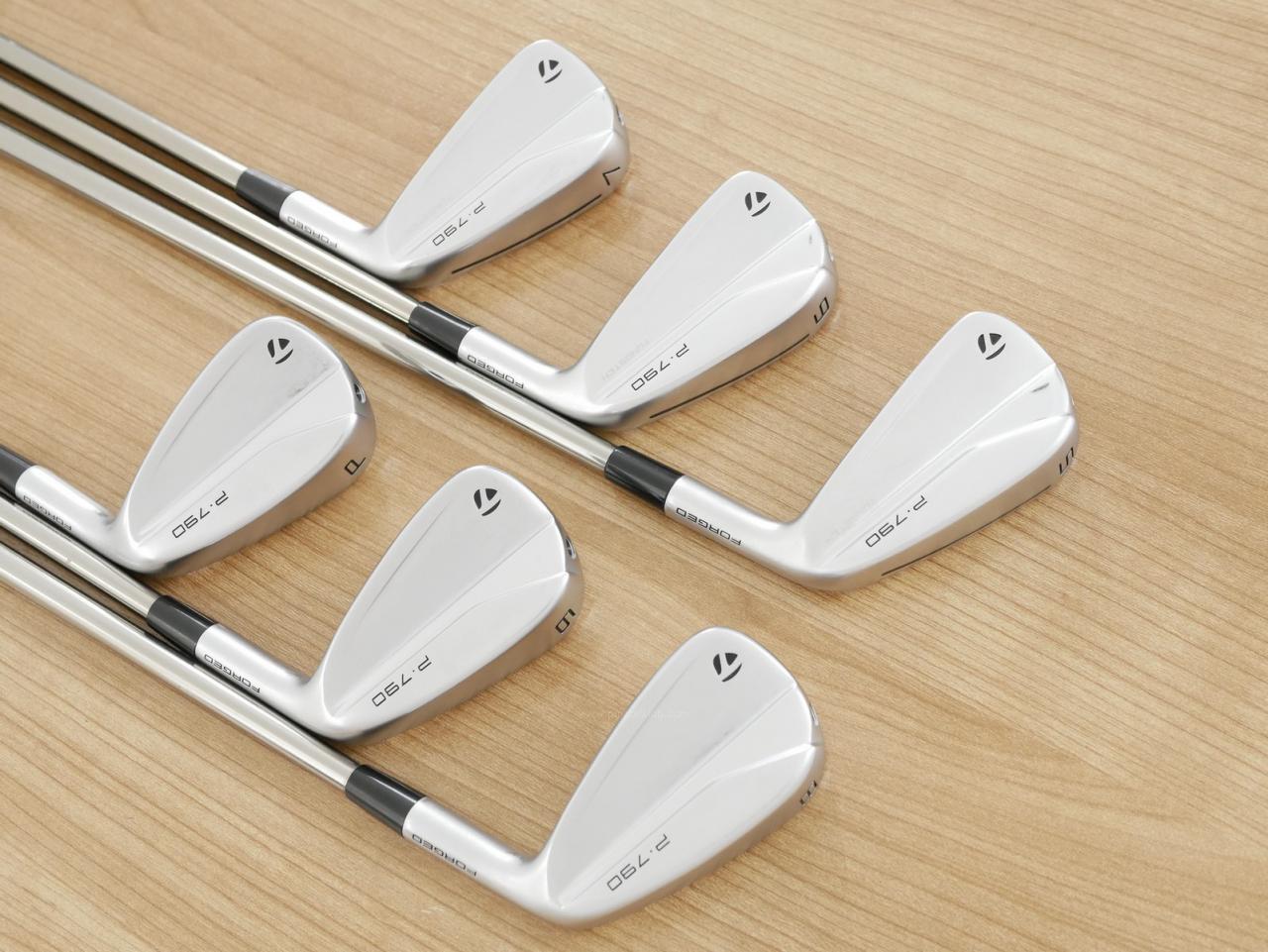 Iron set : Taylormade : ชุดเหล็ก Taylormade P790 (ตัวท้อปสุด ปี 2022 Japan Spec.) มีเหล็ก 5-Pw (6 ชิ้น)  ก้านกราไฟต์ UST Mamiya RECOIL 95 F3 Flex R