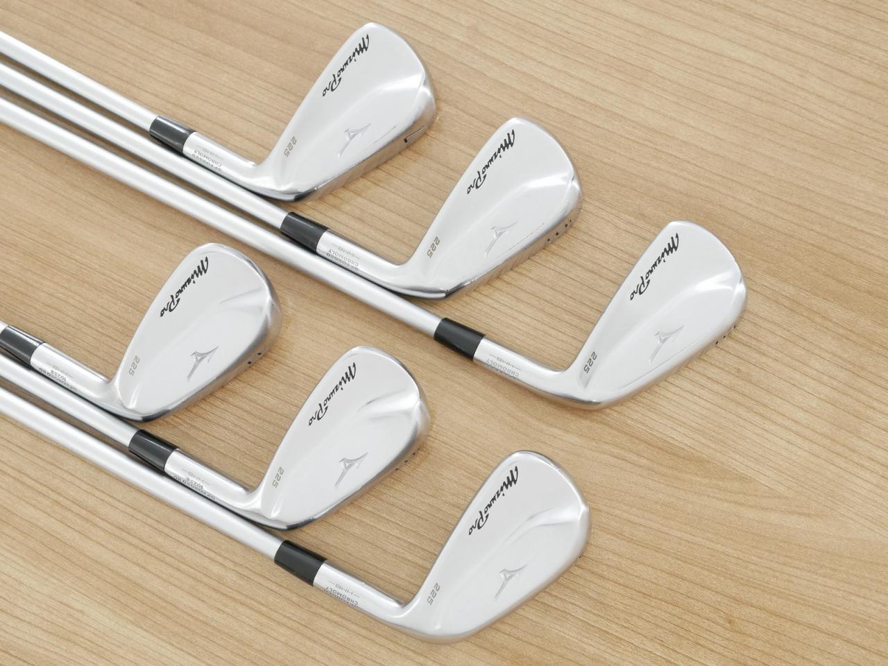 Iron set : Mizuno : ชุดเหล็ก Mizuno Pro 225 Forged (ปี 2023 นุ่ม แน่น ระยะดี) มีเหล็ก 5-Pw (6 ชิ้น) ก้านกราไฟต์ Fujikura MCI 70 Flex S