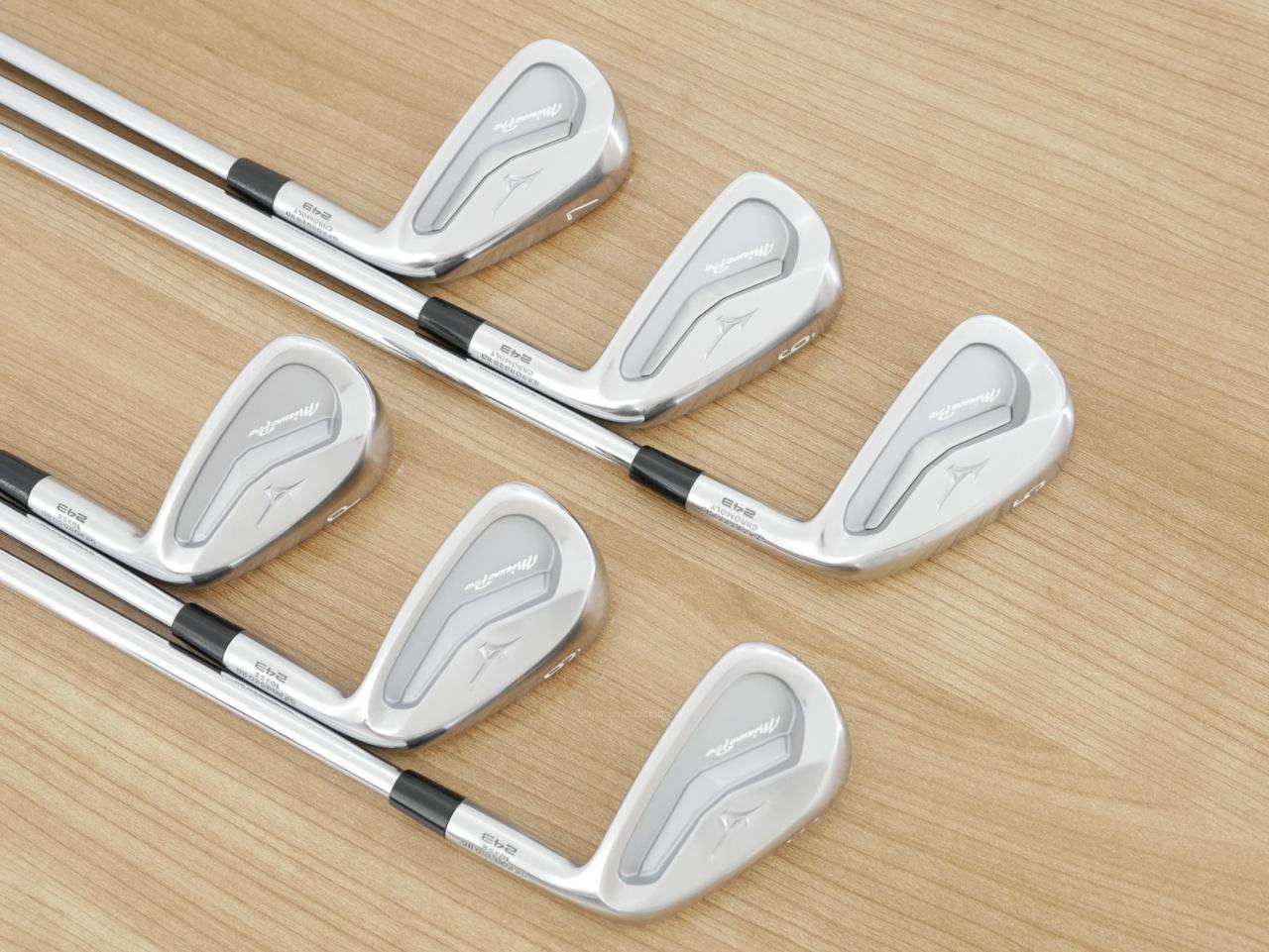 Iron set : Mizuno : ชุดเหล็ก Mizuno Pro 243 Forged (ปี 2024 นุ่ม แน่น ระยะดี) มีเหล็ก 5-Pw (6 ชิ้น) ก้านเหล็ก NS Pro 950 NEO Flex R