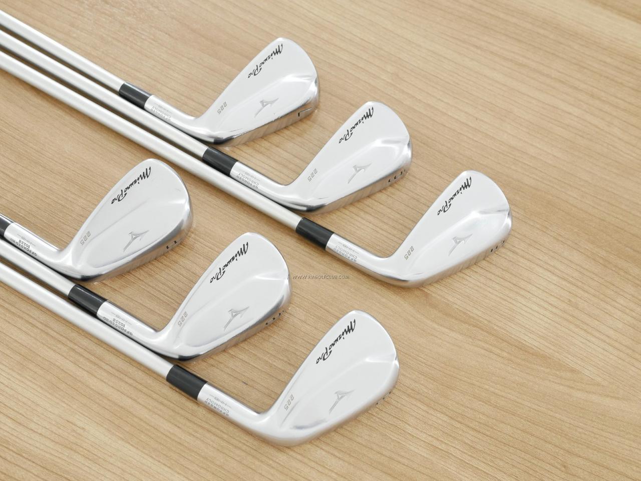 Iron set : Mizuno : ชุดเหล็ก Mizuno Pro 225 Forged (ปี 2023 นุ่ม แน่น ระยะดี) มีเหล็ก 5-Pw (6 ชิ้น) ก้านกราไฟต์ Fujikura MCI 80 Flex S