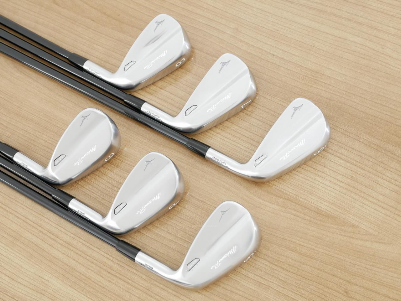 Iron set : Mizuno : ชุดเหล็ก Mizuno Pro M-15 Forged (รุ่นล่าสุด ออกปี 2025 หล่อ นุ่ม ระยะดี) มีเหล็ก 6-Pw,Aw (6 ชิ้น) ก้านกราไฟต์ Flex R