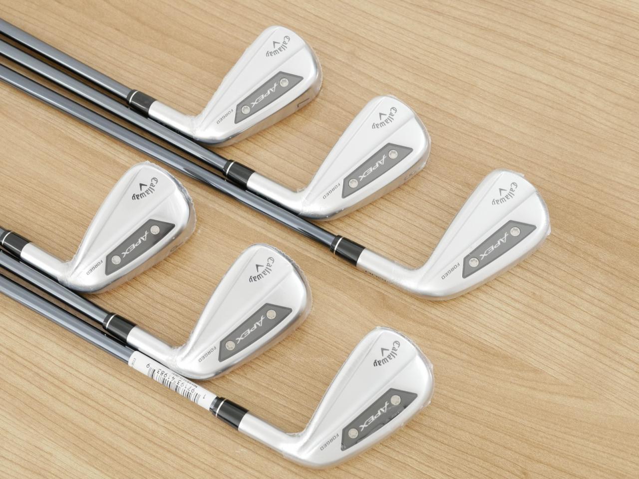 Iron set : Callaway : **ของใหม่ ยังไม่แกะพลาสติก** ชุดเหล็ก Callaway APEX Ai200 Forged (รุ่นล่าสุด ออกปี 2024) มีเหล็ก 5-Pw (6 ชิ้น) ก้านกราไฟต์ UST Mamiya RECOIL DART 6 Flex R