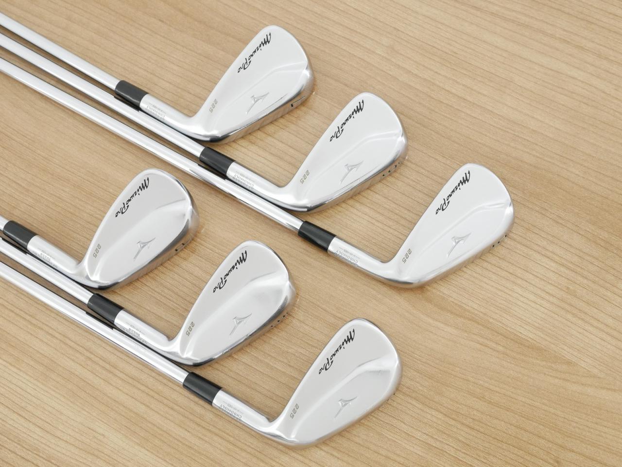 Iron set : Mizuno : ชุดเหล็ก Mizuno Pro 225 Forged (ปี 2023 นุ่ม แน่น ระยะดี) มีเหล็ก 5-Pw (6 ชิ้น) ก้านเหล็ก Dynamic Gold 95 S200