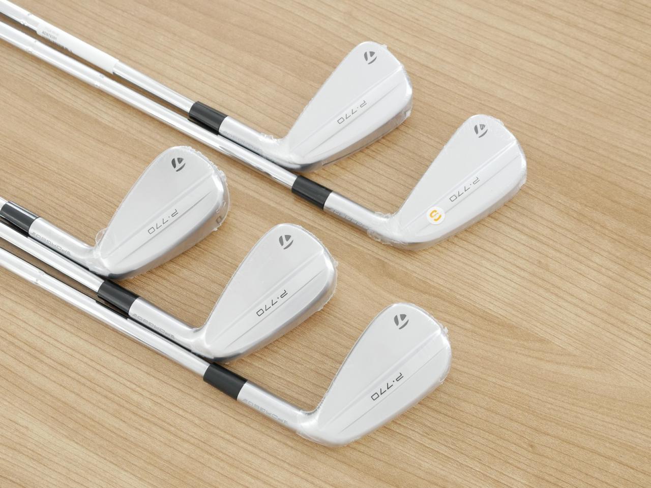 Iron set : Taylormade : **ของใหม่ ยังไม่แกะพลาสติก** ชุดเหล็ก Taylormade P770 Forged (รุ่นล่าสุด ออกปี 2024 นุ่ม แน่น) มีเหล็ก 6-Pw (5 ชิ้น) ก้านเหล็ก Dynamic Gold 115 MID S200