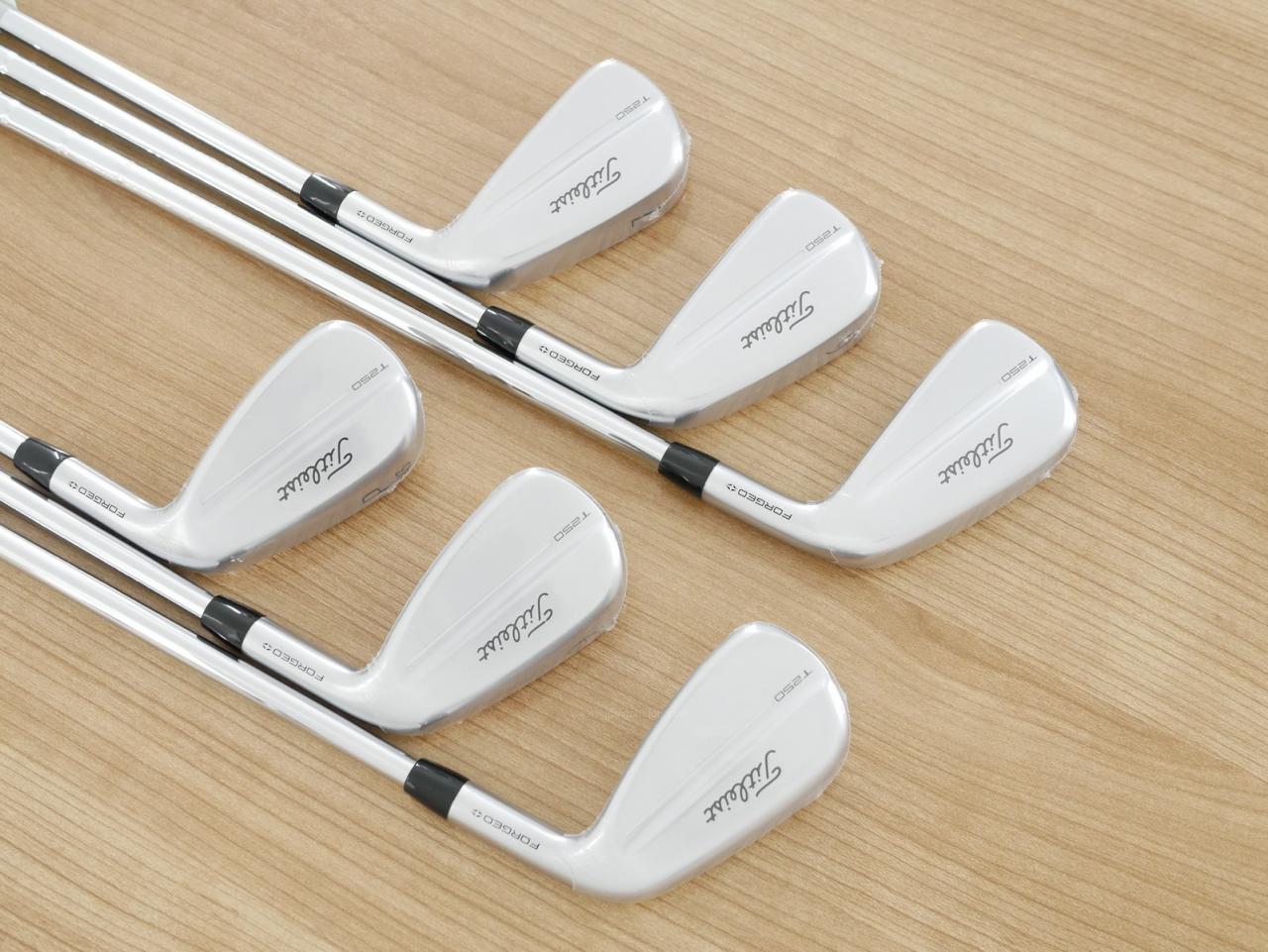 Iron set : Titleist : **ของใหม่ ยังไม่แกะพลาสติก** ชุดเหล็ก Titleist T250 Forged (รุ่นล่าสุด ออกปี 2025 Japan Spec) มีเหล็ก 5-Pw (6 ชิ้น) ก้านเหล็ก NS Pro Modus 105 Flex S