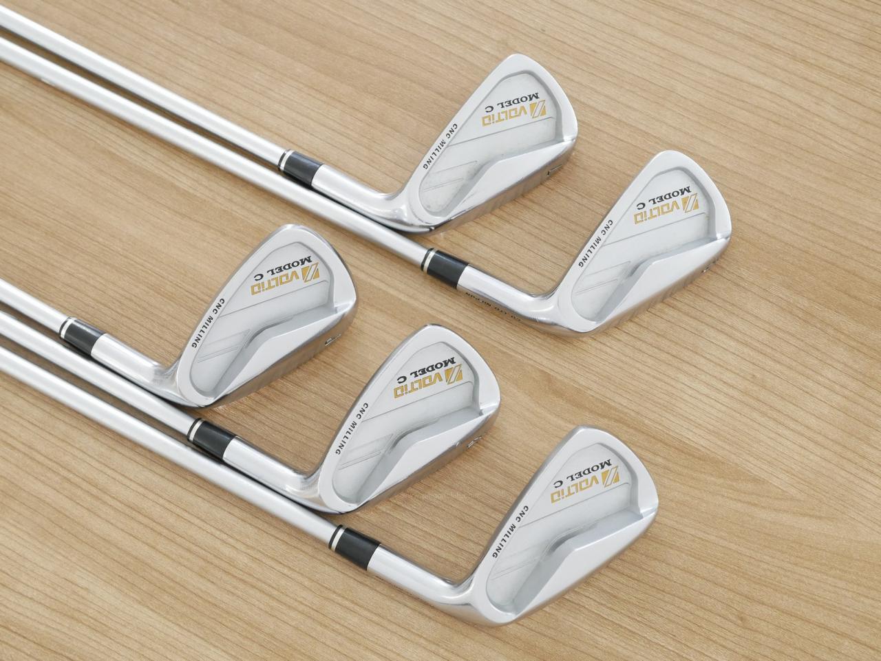Iron set : Katana : ชุดเหล็ก Katana Voltio IV Model C Forged (ออกปี 2016) มีเหล็ก 6-Pw (5 ชิ้น) ก้านกราไฟต์ Fujikura Speeder 550 Flex R