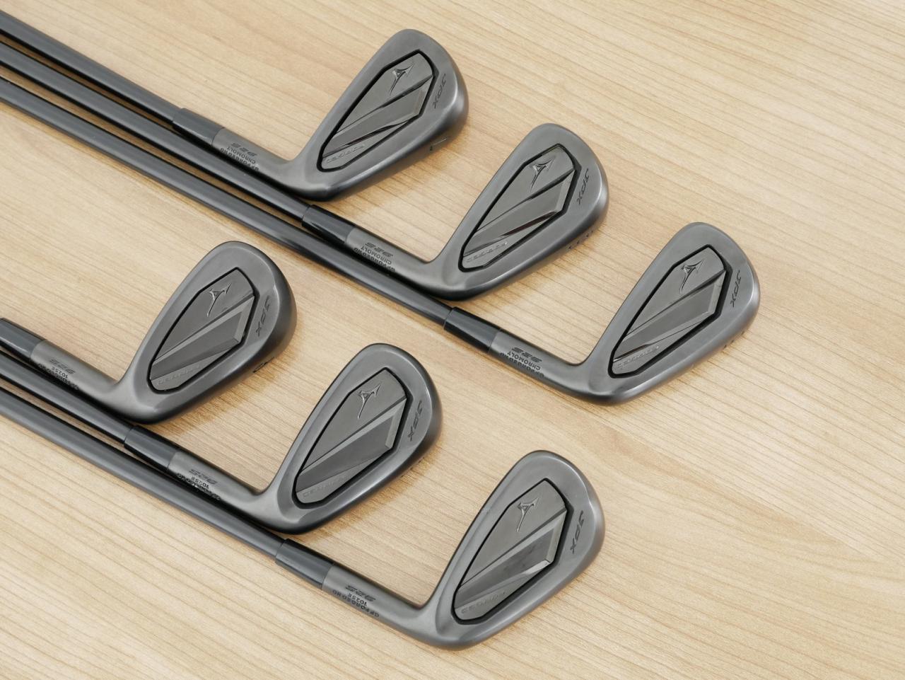 Iron set : Mizuno : ชุดเหล็ก Mizuno JPX 925 Black Forged (รุ่นล่าสุด ออกปี 2024 ตัวท๊อป นุ่ม แน่น ไกล) มีเหล็ก 5-Pw (6 ชิ้น) ก้านเหล็ก Dynamic Gold 105 S200