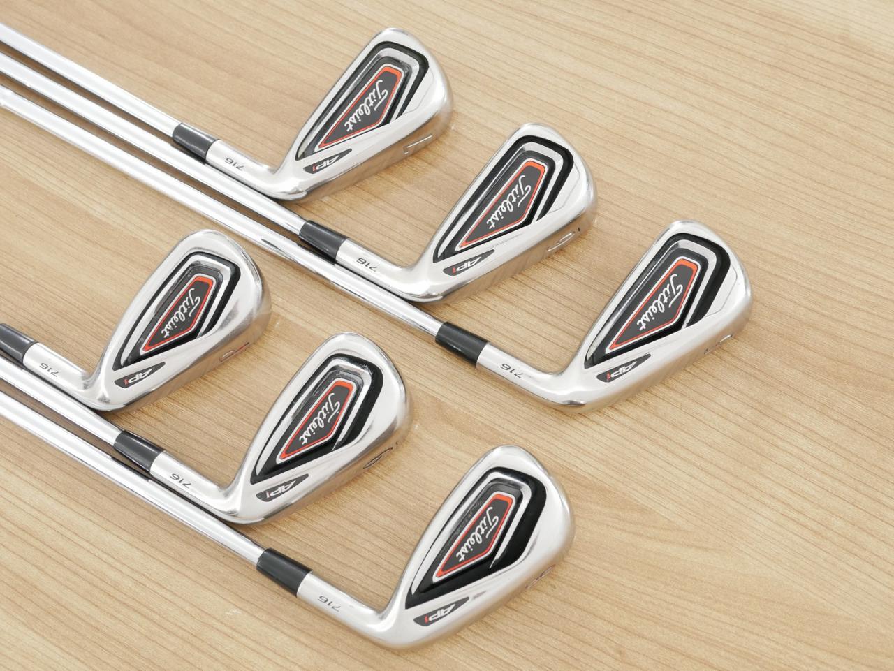 Iron set : Titleist : ชุดเหล็ก Titleist AP1 716 (ออกปี 2016) มีเหล็ก 5-Pw (6 ชิ้น) ก้านเหล็ก NS Pro Modus 105 Flex R
