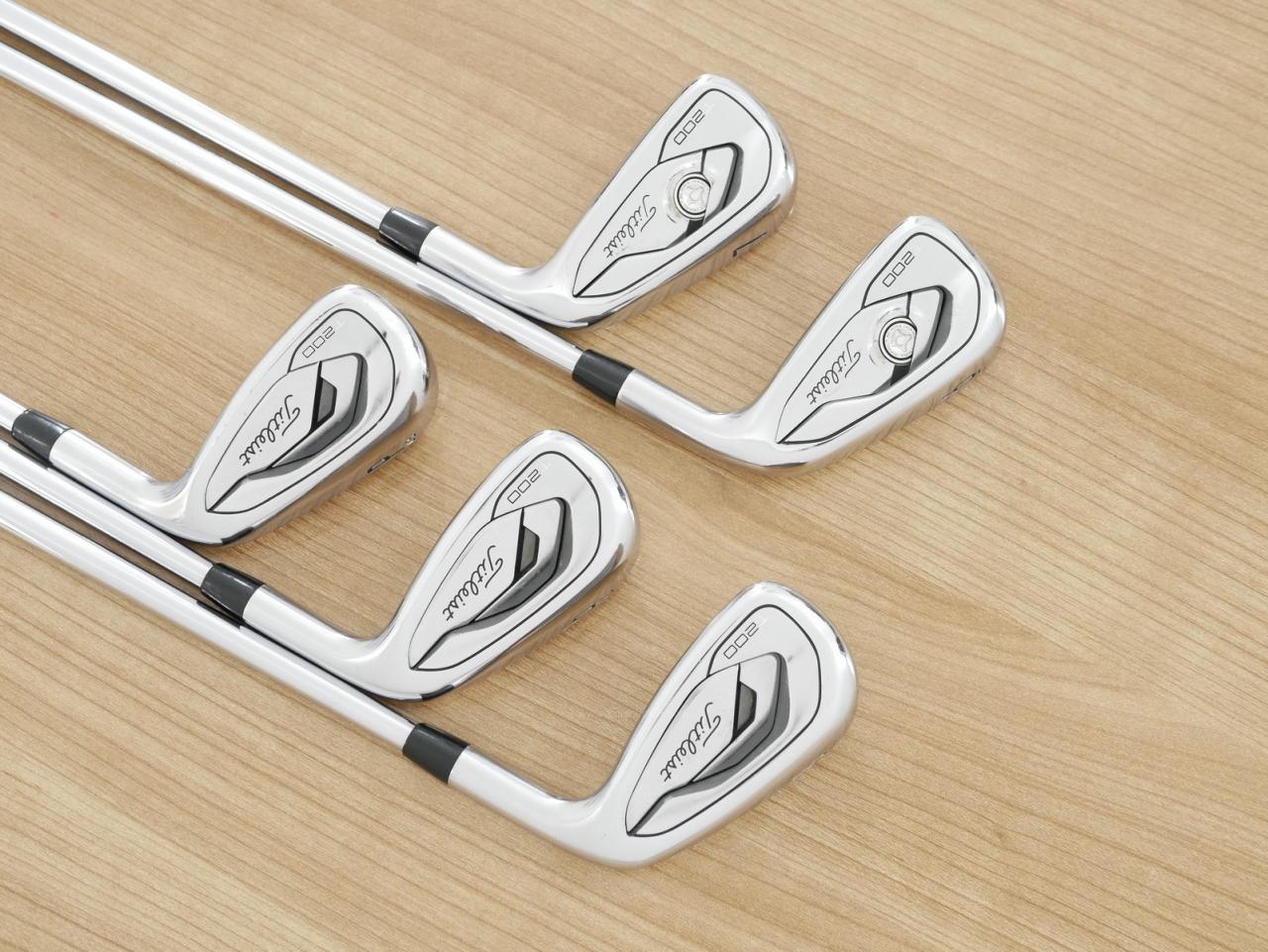 Iron set : Titleist : ชุดเหล็ก Titleist T200 (รุ่นปี 2020) มีเหล็ก 6-Pw (5 ชิ้น) ก้านเหล็ก NS Pro Modus 120 Flex S