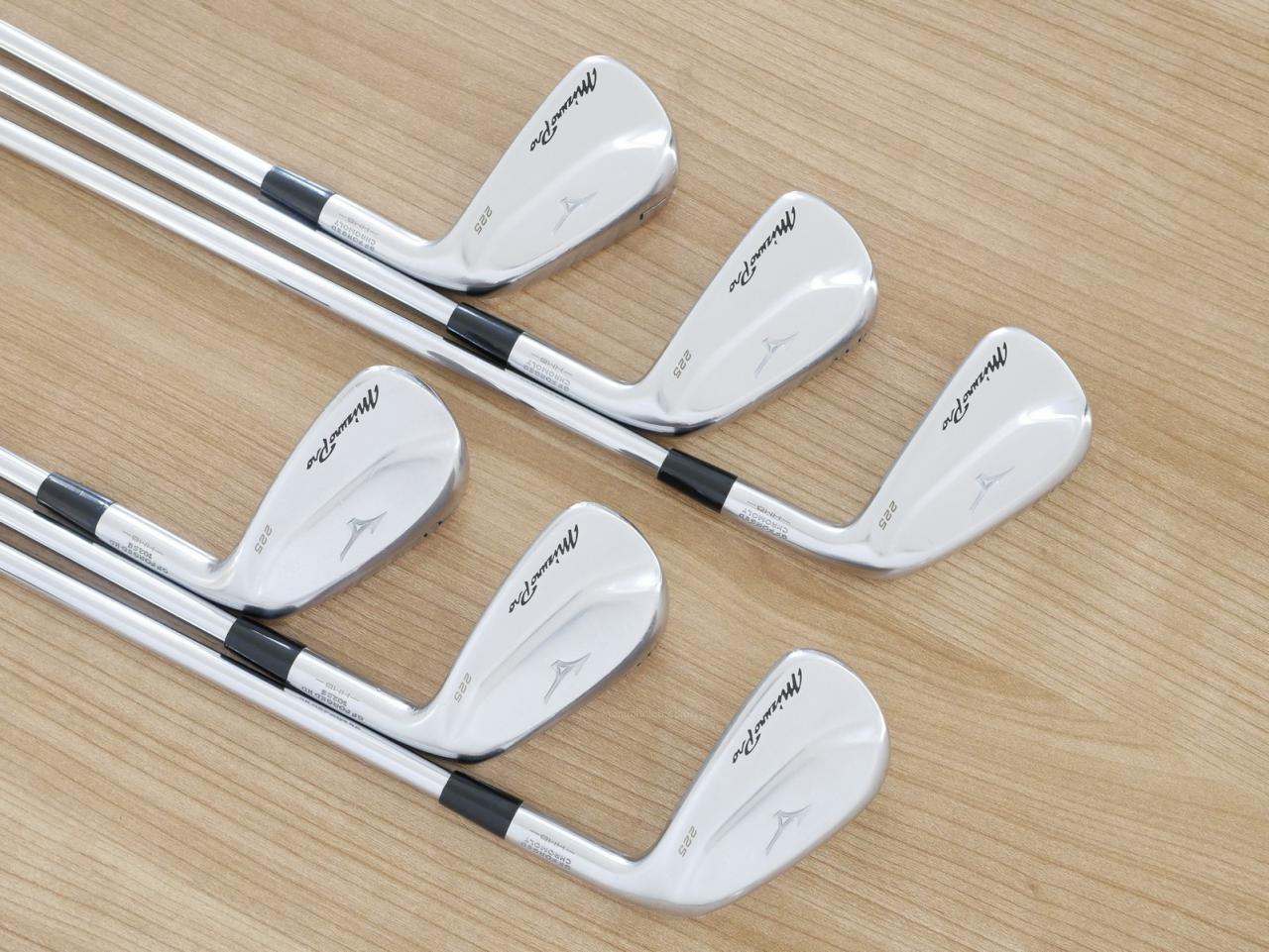 Iron set : Mizuno : ชุดเหล็ก Mizuno Pro 225 Forged (ปี 2023 นุ่ม แน่น ระยะดี) มีเหล็ก 5-Pw (6 ชิ้น) ก้านเหล็ก Dynamic Gold 95 S200