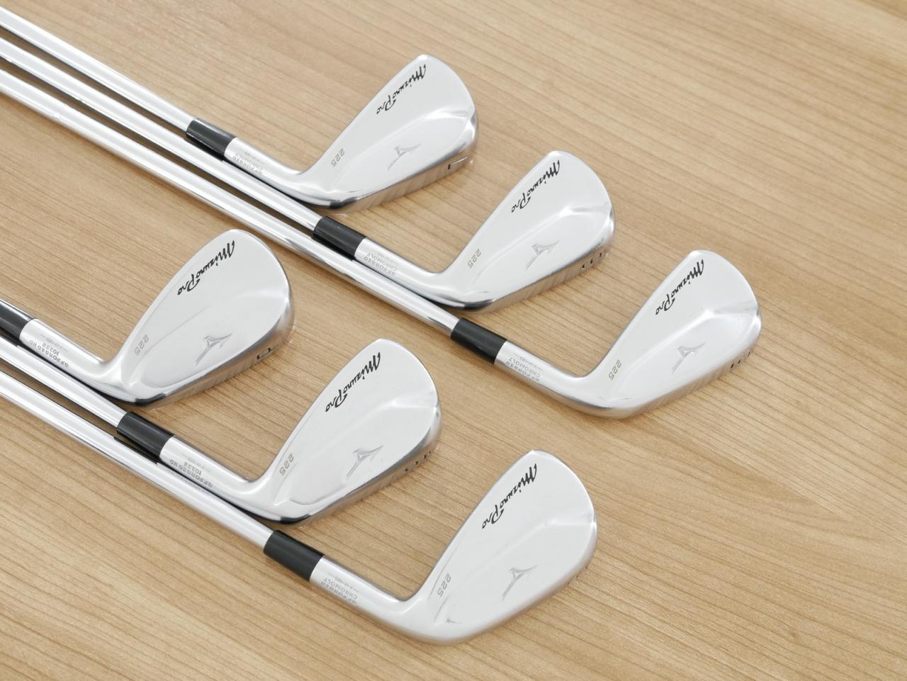 Iron set : Mizuno : ชุดเหล็ก Mizuno Pro 225 Forged (ปี 2023 นุ่ม แน่น ระยะดี) มีเหล็ก 5-Pw (6 ชิ้น) ก้านเหล็ก Dynamic Gold S200