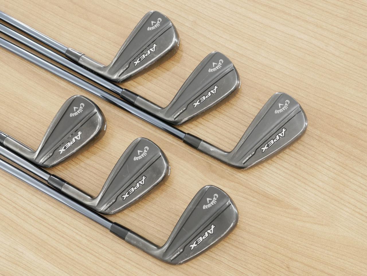 Iron set : Callaway : ชุดเหล็ก Callaway Apex Ti Fusion Black (รุ่นท็อปสุด แพงที่สุด ปี 2025 ของใหม่ 8 หมื่นบาท) มีเหล็ก 5-Pw (6 ชิ้น) ก้านกราไฟต์ UST Mamiya RECOIL DART 6 Flex R