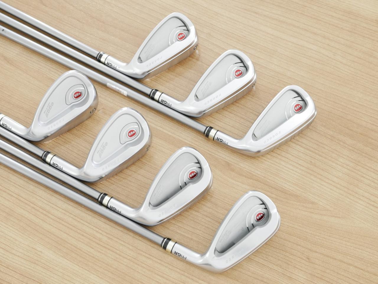 Iron set : PRGR : **มีตำหนิ** ชุดเหล็ก PRGR Egg PF Forged (รุ่นปี 2019 ตีง่ายและไกลมากๆ โกงสุดๆ) มีเหล็ก 7-Pw,Aw,As,Sw (7 ชิ้น) ก้านกราไฟต์ M-37 Flex R