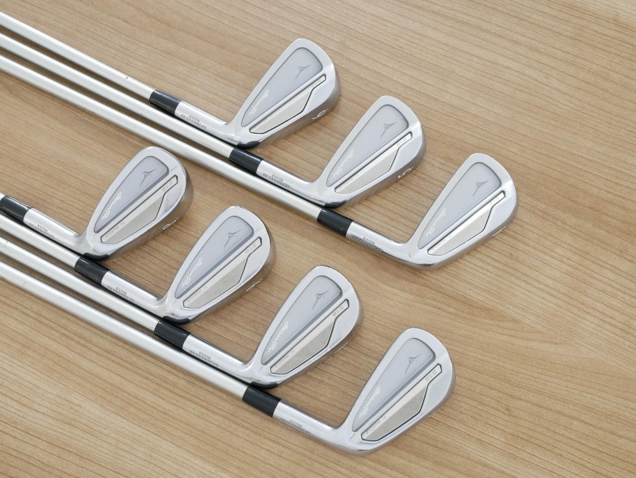 Iron set : Mizuno : ชุดเหล็ก Mizuno Pro 518 Forged (รุ่นปี 2019 นุ่มมาก) มีเหล็ก 4-Pw (7 ชิ้น) ก้านกราไฟต์ Fujikura MCI 100 Flex S