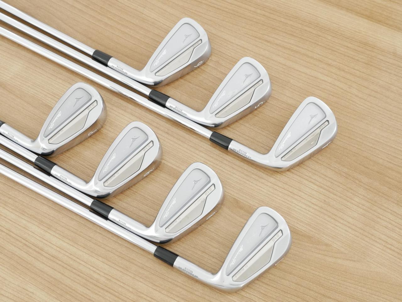 Iron set : Mizuno : ชุดเหล็ก Mizuno Pro 518 Forged (รุ่นปี 2019 นุ่มมาก) มีเหล็ก 4-Pw (7 ชิ้น) ก้านเหล็ก Dynamic Gold 95 R300