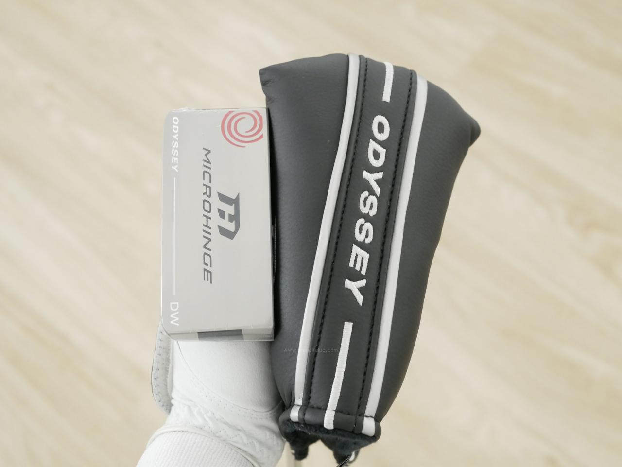 Putter : All : **ของใหม่ ยังไม่แกะพลาสติก** พัตเตอร์ Odyssey Microhinge DW (รุ่นล่าสุด ปี 2025) ยาว 32 นิ้ว