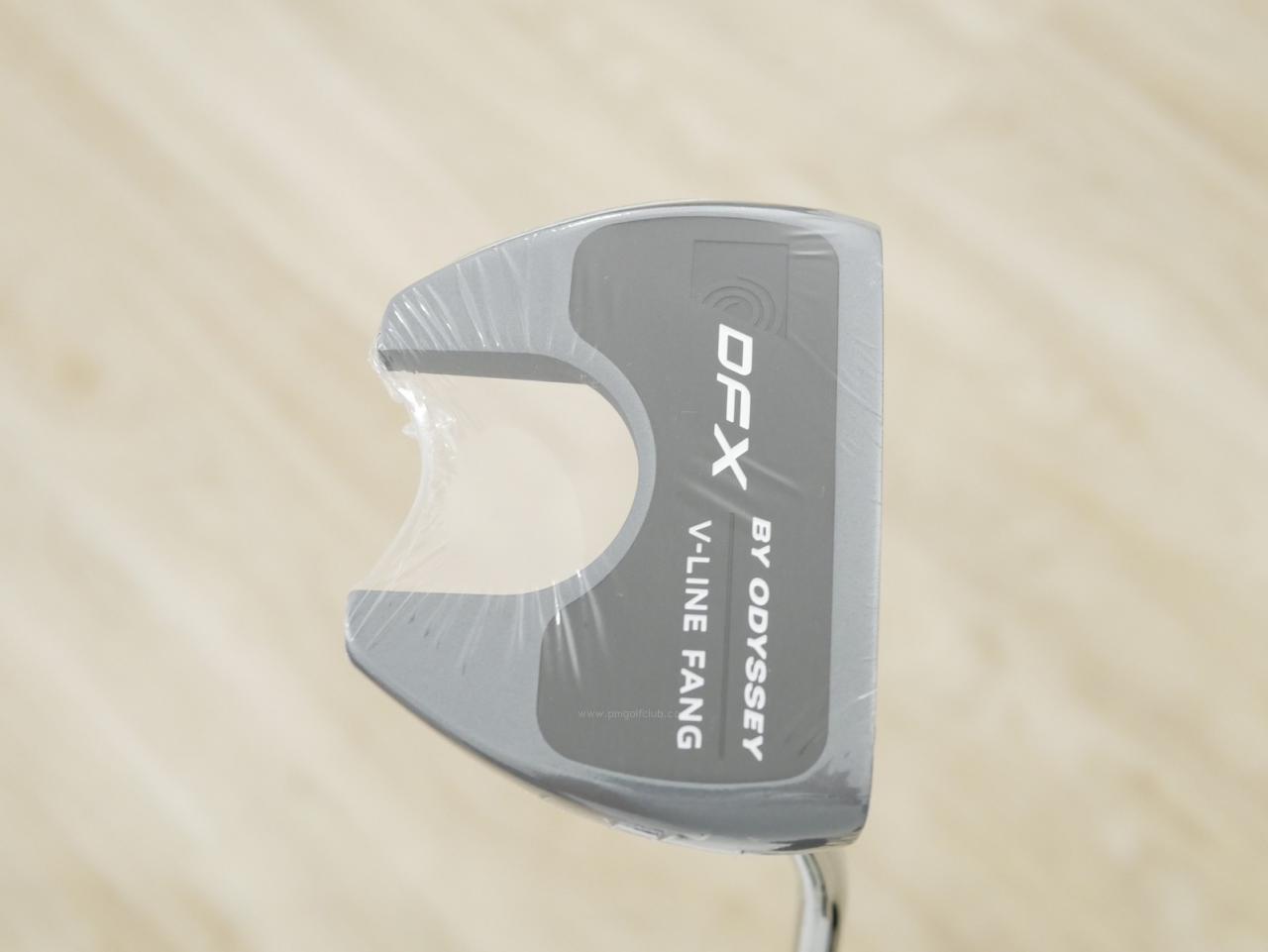 Putter : All : **ของใหม่ ยังไม่แกะพลาสติก** พัตเตอร์ Odyssey DFX V-Line Fang (รุ่นปี 2025) ยาว 33 นิ้ว