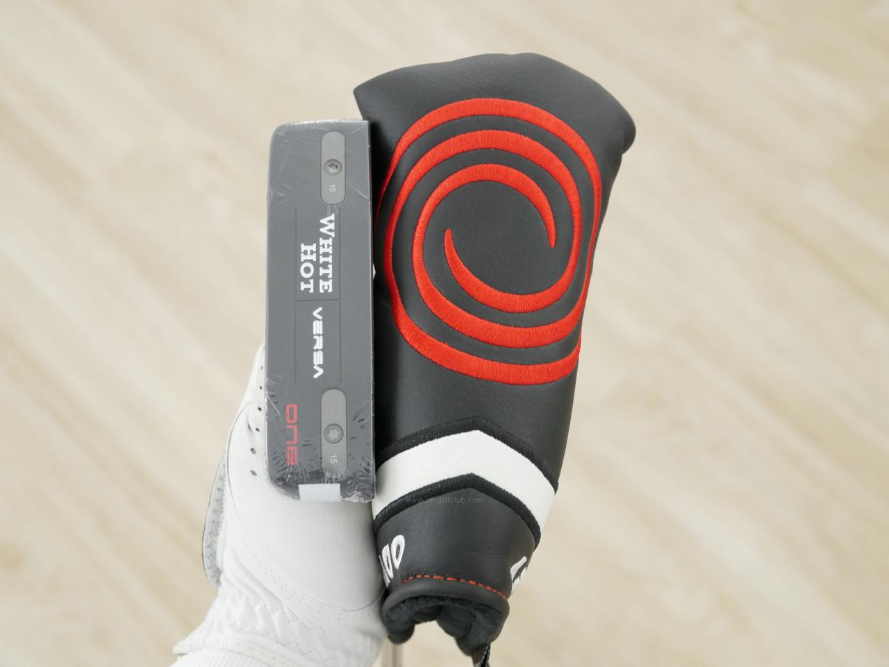 Putter : All : **ของใหม่ ยังไม่แกะพลาสติก** พัตเตอร์ Odyssey White Hot VERSA ONE (ออกปี 2023) ก้าน Stroke LAB 70 ยาว 34 นิ้ว