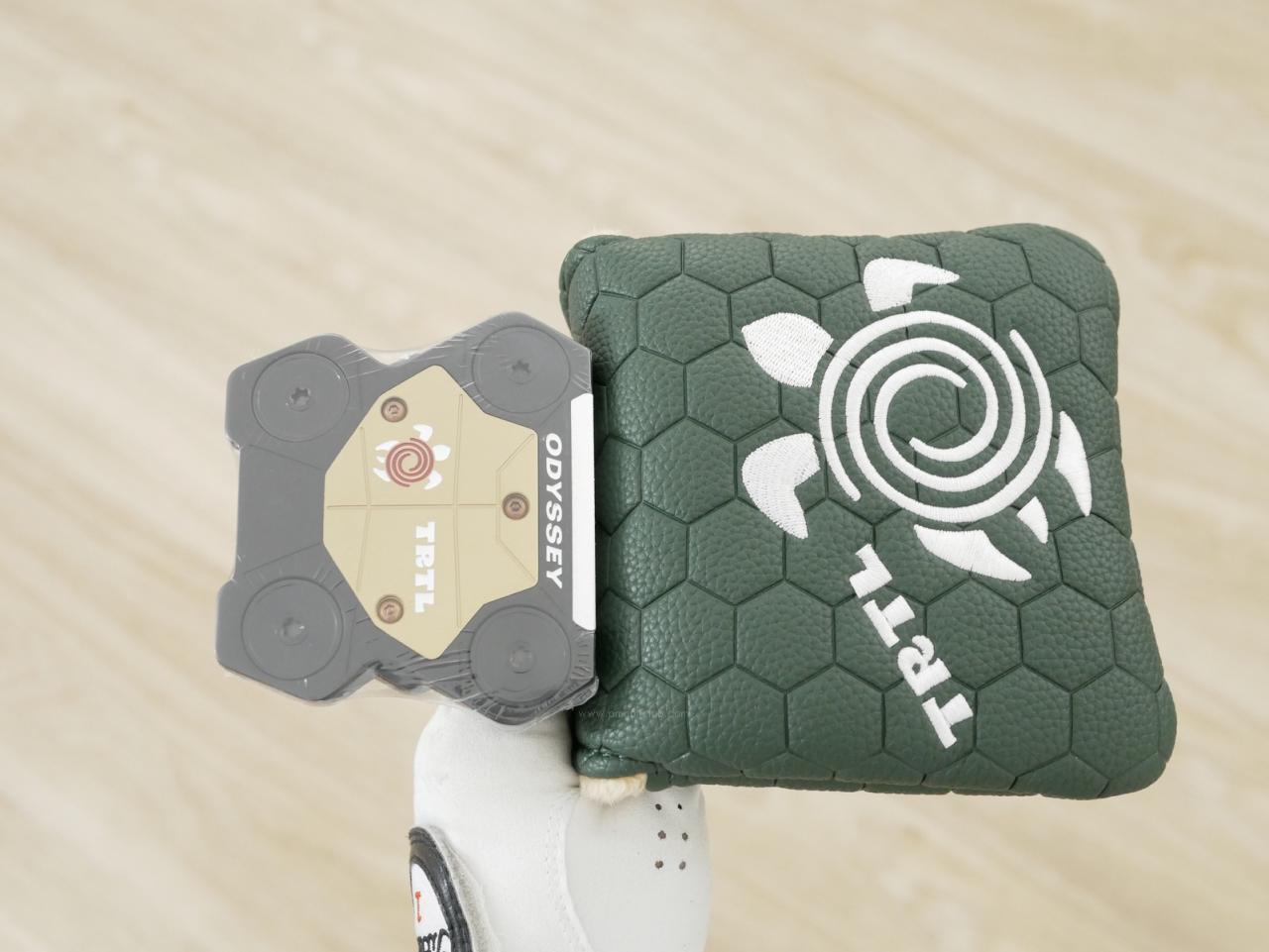 Putter : All : **ของใหม่ ยังไม่แกะพลาสติก**พัตเตอร์ Odyssey TRTL DB ก้าน Stroke LAB ยาว 33 นิ้ว