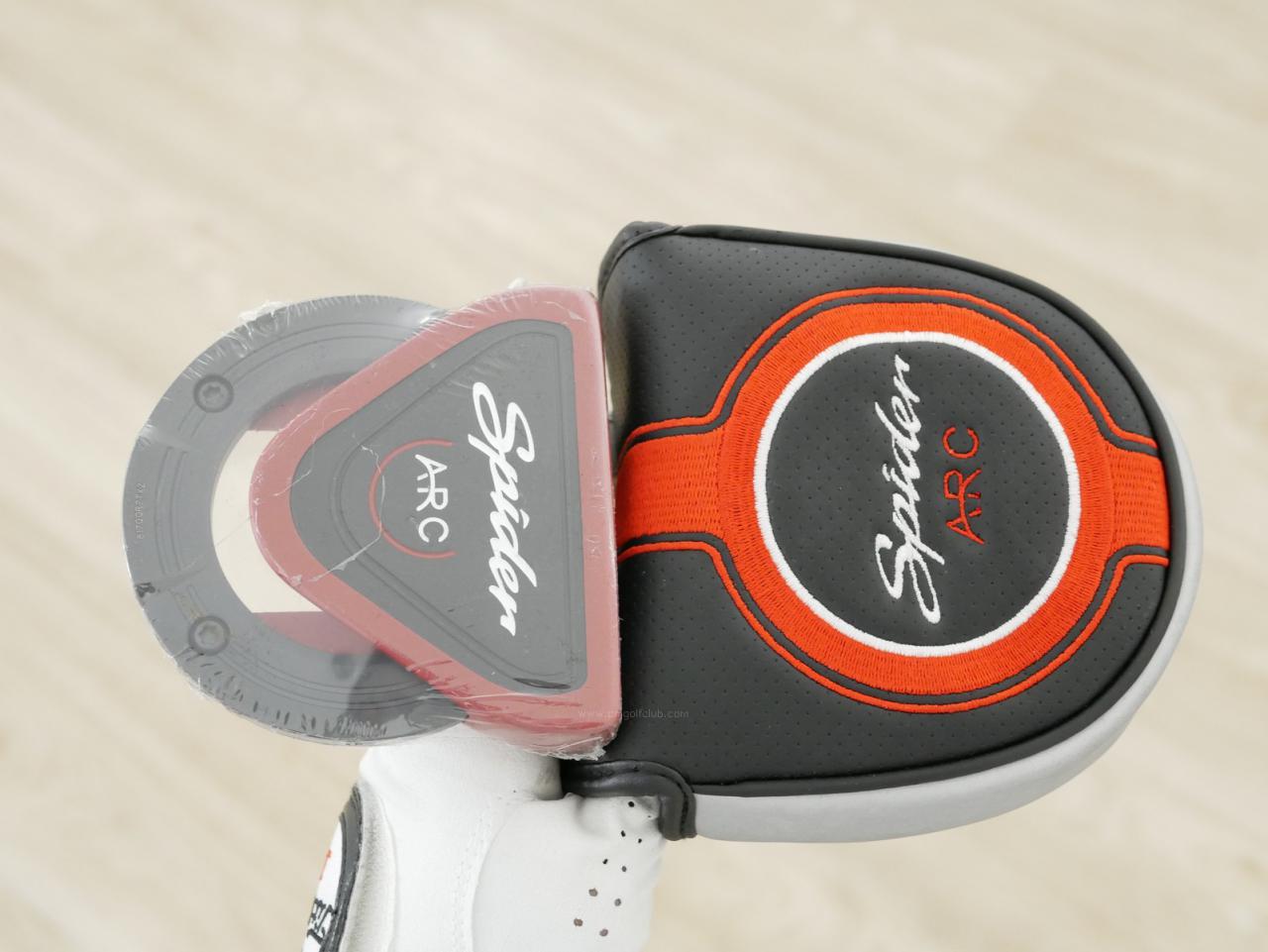 Putter : All : **ของใหม่ ยังไม่แกะพลาสติก** พัตเตอร์ Taylormade Spider ARC ยาว 34 นิ้ว