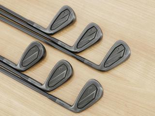 Iron set : Mizuno : ชุดเหล็ก Mizuno JPX 925 Black Forged (รุ่นล่าสุด ออกปี 2024 ตัวท๊อป นุ่ม แน่น ไกล) มีเหล็ก 5-Pw (6 ชิ้น) ก้านเหล็ก Dynamic Gold 105 S200