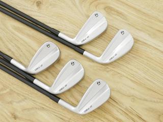 iron_set : ชุดเหล็ก Taylormade P790 (ตัวท้อปสุด ล่าสุด ปี 2023 Japan Spec.) มีเหล็ก 6-Pw (5 ชิ้น) ก้านกราไฟต์ Fujikura TRAVIL 85 Flex R