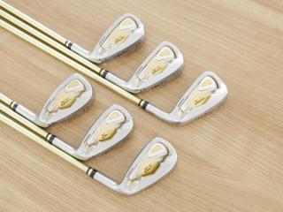 iron_set : ชุดเหล็ก Honma Beres IS-05 Forged (ปี 2017) มีเหล็ก 6-11 (6 ชิ้น ระยะเทียบเท่า 5-Pw ของรุ่นอื่นๆ) ก้าน ARMRQ ∞ (48) Flex SR (2 ดาว)