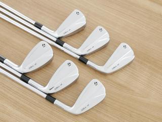 Iron set : Taylormade : ชุดเหล็ก Taylormade P790 (ตัวท้อปสุด ปี 2022 Japan Spec.) มีเหล็ก 5-Pw (6 ชิ้น) ก้านเหล็ก NS Pro 950 NEO Flex S