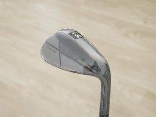 wedge : **ของใหม่ ยังไม่แกะพลาสติก** Wedge Honma Tour World TW-W CNC Milled Copper (รุ่นล่าสุด ออกปี 2024) Loft 56 ก้านเหล็ก Dynamic Gold S200