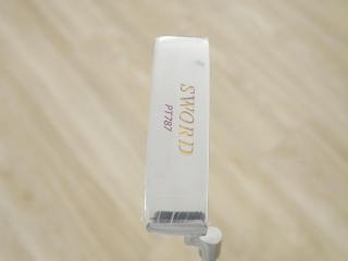 lady_club : **ของใหม่ ยังไม่แกะพลาสติก** พัตเตอร์ Katana Sword PT787 ยาว 32.5 นิ้ว