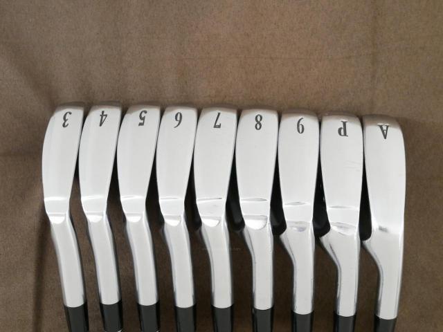 Iron set : Other Brand : ชุดเหล็ก Srixon ZR-600 Forged มีเหล็ก 3-Pw,Aw (9 ชิ้น) ก้านเหล็ก Dynamic Gold S200