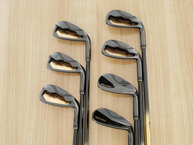 Iron set : Other Brand : ชุดเหล็ก Protec CV-001 (บริษัทเดียวกับ Superman) มีเหล็ก 5-Pw,Sw (7 ชิ้น) ก้านกราไฟต์ Flex R