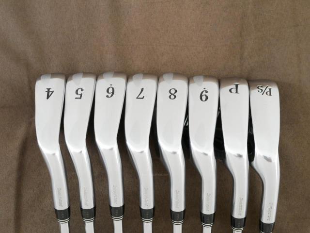 Iron set : Tourstage : ชุดเหล็ก Tourstage PHYZ Forged (ซีรี่ย์ท๊อป นุ่มไกล) มีเหล็ก 4-Pw,Aw (8 ชิ้น) ก้านเหล็ก NS Pro 800 Flex R