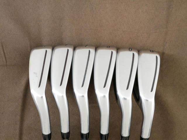 Iron set : Taylormade : ชุดเหล็ก Taylormade Gloire G (รุ่นท๊อปสุด ตีไกลมากๆ เหล็ก 7 Loft 26.5 หน้าเด้ง) มีเหล็ก 5-Pw (6 ชิ้น) ก้านกราไฟต์ Flex S