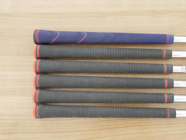 Iron set : Taylormade : ชุดเหล็ก Taylormade P790 (ตัวท้อปสุด ปี 2022 Japan Spec.) มีเหล็ก 5-Pw (6 ชิ้น) ก้านเหล็ก NS Pro Modus 105 Flex S