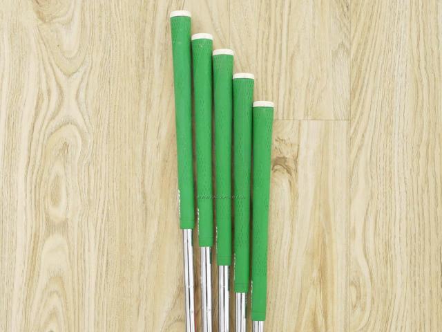 Iron set : Taylormade : ชุดเหล็ก Taylormade M4 (รุ่นปี 2018 Japan Spec) มีเหล็ก 6-Pw (5 ชิ้น) ก้านเหล็ก NS Pro Modus 120 Flex S