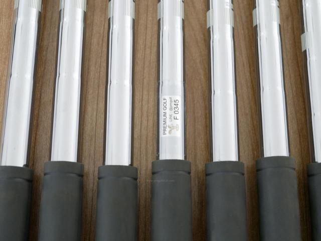 Iron set : Tsuruya : ชุดเหล็ก Tsuruya Goldenprix V7 (ตีง่าย ไกล) มีเหล็ก 5-Pw,Aw,Sw (8 ชิ้น) ก้านเหล็ก NS Pro 950 HT Flex S
