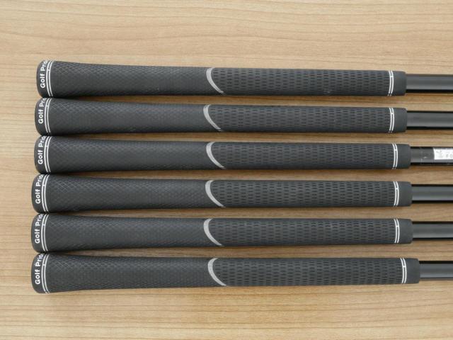 Iron set : Honma : ชุดเหล็ก Honma Tour World TR21X (ออกปี 2021 ตีง่าย ไกล) มีเหล็ก 6-11 (6 ชิ้น) ก้านกราไฟต์ Honma Vizard TR20-65 Flex S