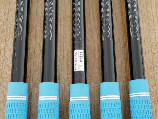 Iron set : PRGR : ชุดเหล็กกระเทย PRGR Egg PC (รุ่นปี 2019 ตีง่ายและไกลมากๆ โกงสุดๆ) มีเหล็ก 6-Pw (5 ชิ้น) ก้านกราไฟต์ M-37 Flex R