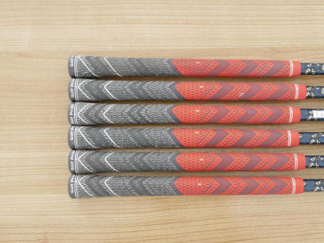 Iron set : Callaway : ชุดเหล็ก Callaway XR (ใบใหญ่ ตีง่ายมาก) มีเหล็ก 6-Pw,Aw (6 ชิ้น) ก้านกราไฟต์ Project X 4.5 Flex A